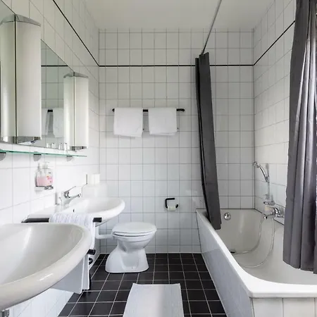 Gutsquartier * Odelzhausen